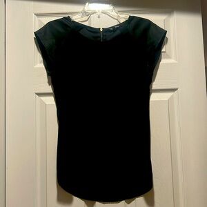Sz XS Express black polyester blouse with zipper in back